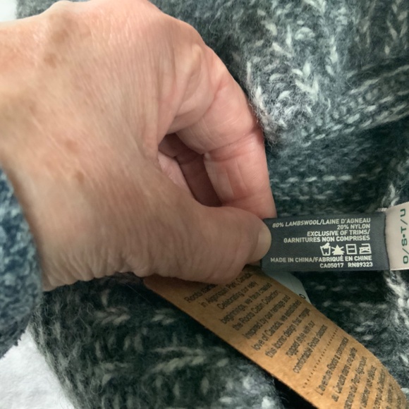 Roots Cabin Neckwarmer Wool Blend NWT - Picture 8 of 10